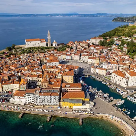 Retro House In * 캄니크