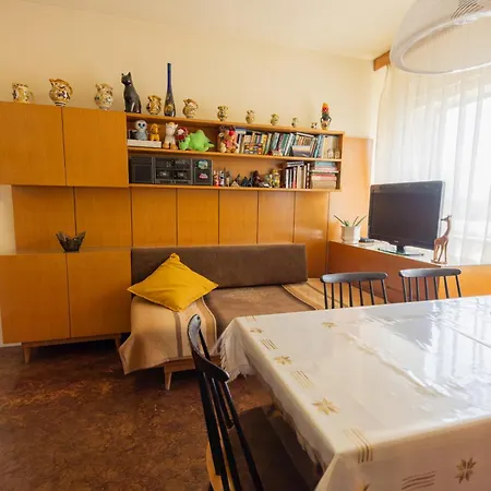 Retro House In * 캄니크