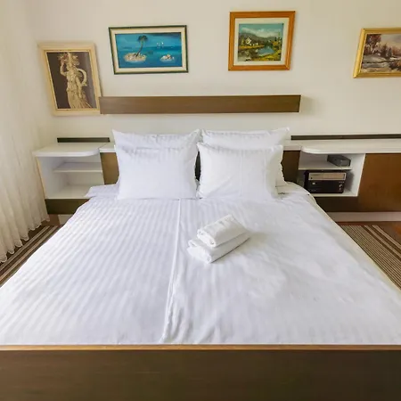 Retro House In 홈스테이