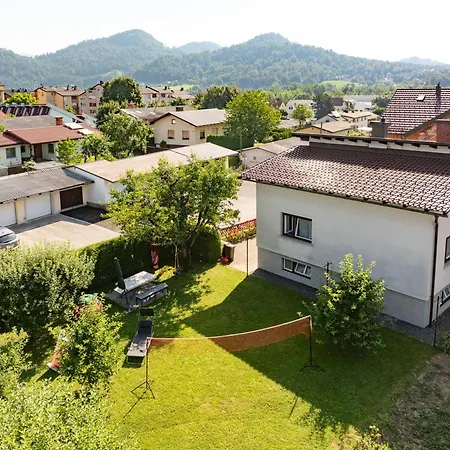 홈스테이 Retro House In *