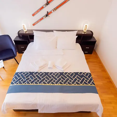 Homestay Retro House In *