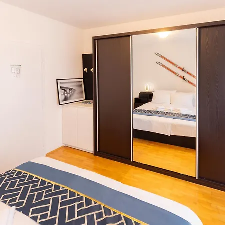 Retro House In Homestay Kamnik