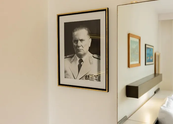 Homestay Retro House In Kamnik