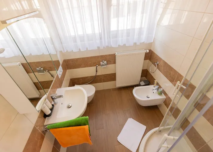 Homestay Retro House In Kamnik