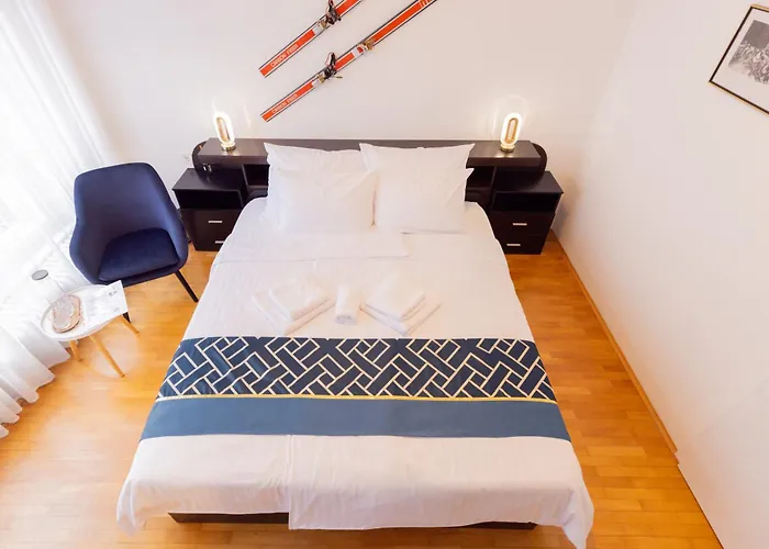 Homestay Retro House In *